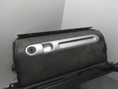 Автозапчасти б/у бардачок за smart fortwo cabrio 1.0 cat ссылки oem iam 4516892853  