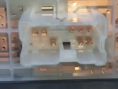 Second-hand car spare part right front power window switch for renault kadjar bose edition oem iam references   