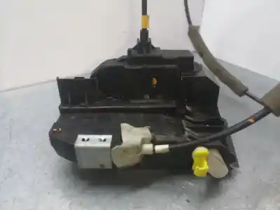 Second-hand car spare part left front door lock for renault kadjar bose edition oem iam references   