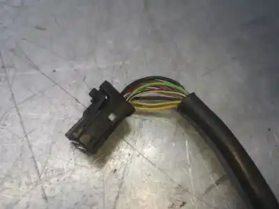 Peça sobressalente para automóvel em segunda mão espelho retrovisor esquerdo por renault kadjar bose edition referências oem iam 13003180  