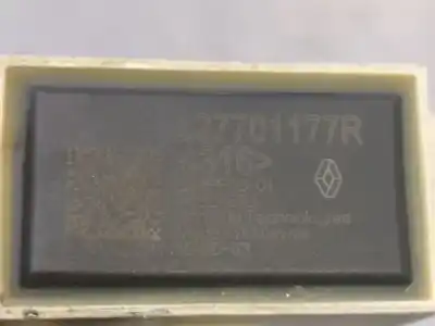 Peça sobressalente para automóvel em segunda mão sensor por renault kadjar bose edition referências oem iam 227701177  