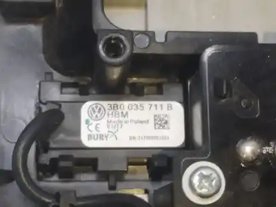 Автозапчасти б/у внутренний свет за volkswagen golf vii variant (ba5, bv5) 1.6 tdi ссылки oem iam 3b0035711b  