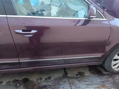 Peça sobressalente para automóvel em segunda mão porta dianteira direita por skoda suberb (3t4) active referências oem iam 