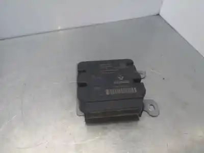 Pezzo di ricambio per auto di seconda mano centralina airbag per dacia duster ii comfort riferimenti oem iam 985100209