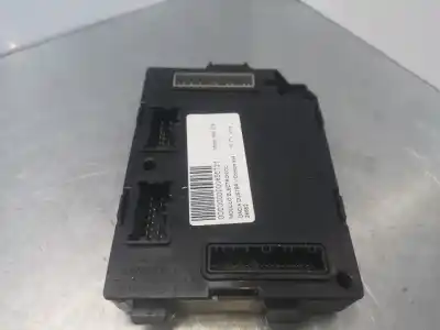 Pezzo di ricambio per auto di seconda mano modulo elettronico per dacia duster ii comfort riferimenti oem iam 284b10604  