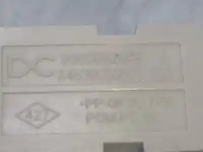 Pezzo di ricambio per auto di seconda mano interruttore per dacia duster ii comfort riferimenti oem iam 906069284  