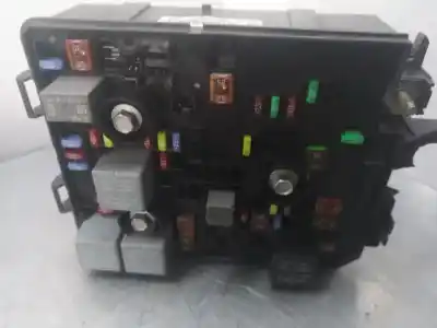 Second-hand car spare part fuse box unit for opel corsa e selective oem iam references 39117551  