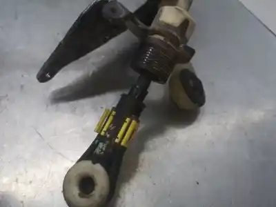 Piesă de schimb auto la mâna a doua maneta schimbator viteze pentru ford transit courier ambiente referințe oem iam cv1r7e395