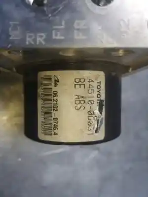 Peça sobressalente para automóvel em segunda mão abs por toyota yaris (ksp9/scp9/nlp9) básico referências oem iam 445100d031