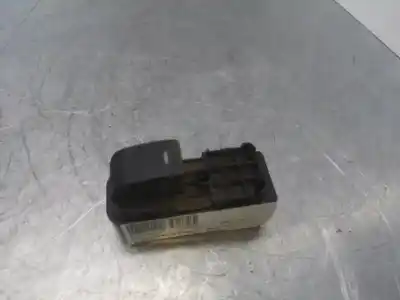Peça sobressalente para automóvel em segunda mão botão / interruptor elevador vidro dianteiro direito por mazda 3 lim. (bl) pulse referências oem iam bbp366370