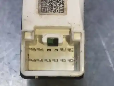 Second-hand car spare part right front power window switch for mazda 3 lim. (bl) pulse oem iam references bbp366370  