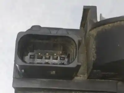 Piesă de schimb auto la mâna a doua încuietoare ușa din dreapta spate pentru opel zafira tourer expression referințe oem iam 13579566