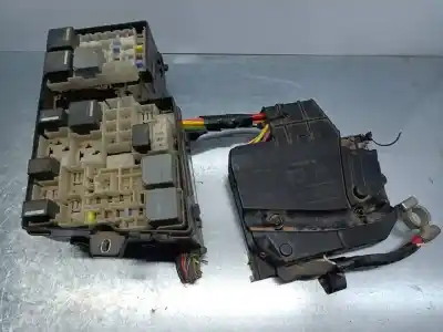 Автозапчасти б/у блок реле/предохранителей за ford c-max (ceu) trend ссылки oem iam e02345500  av6t14a067bc