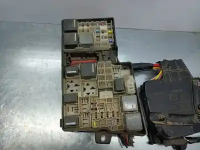 Автозапчасти б/у блок реле/предохранителей за ford c-max (ceu) trend ссылки oem iam e02345500  av6t14a067bc