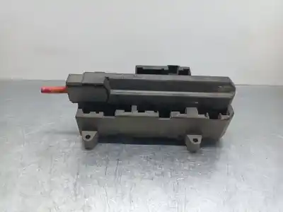 Second-hand car spare part fuse box unit for bmw serie 7 (e65/e66) 730d oem iam references 61136900583-01  10688710