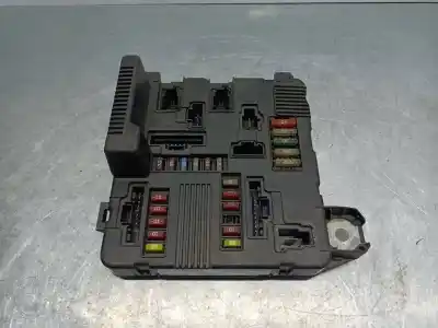 Pièce détachée automobile d'occasion BOÎTES À FUSIBLES pour RENAULT SCENIC II  Références OEM IAM 8200306032C  S118399200F