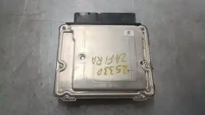 Peça sobressalente para automóvel em segunda mão centralina de motor uce por opel zafira tourer edition 110 cv / 81 kw referências oem iam 0281019008