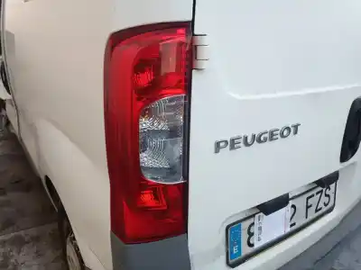 Peça sobressalente para automóvel em segunda mão Farolim Traseiro Esquerdo por PEUGEOT BIPPER Básico 73 CV / 54 KW Referências OEM IAM 1353206080  