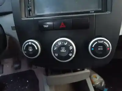 Peça sobressalente para automóvel em segunda mão comando de sofagem (chauffage / ar condicionado)  por kia cerato 1.6 crdi 84.6 kw referências oem iam 