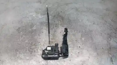 Second-hand car spare part left front door lock for opel corsa e selective oem iam references   