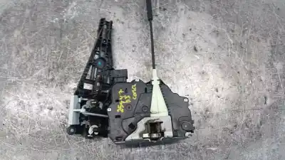 Second-hand car spare part left front door lock for opel corsa e selective oem iam references   