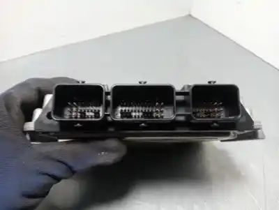 Peça sobressalente para automóvel em segunda mão CENTRALINA DE MOTOR UCE por VOLVO C30 (533)  Referências OEM IAM 0281016590  