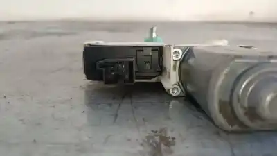Peça sobressalente para automóvel em segunda mão motor elevador vidro dianteiro esquerdo por skoda suberb (3t4) active referências oem iam 8k0959801  