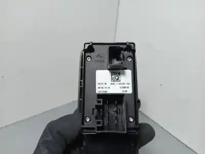Peça sobressalente para automóvel em segunda mão botão / interruptor elevador vidro dianteiro esquerdo por ford fiesta (cb1) ghia referências oem iam   