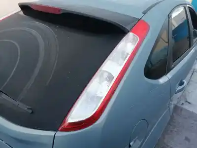 Recambio de automóvil de segunda mano de PILOTO TRASERO DERECHO para FORD FOCUS BERLINA (CAP)  referencias OEM IAM   