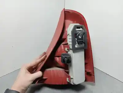 Peça sobressalente para automóvel em segunda mão Farolim Traseiro Esquerdo por RENAULT CLIO II FASE II (B/CB0) Authentique Referências OEM IAM   