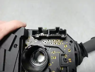 Peça sobressalente para automóvel em segunda mão comandos de alavanca por fiat stilo (192) 1.9 jtd cat referências oem iam b826  