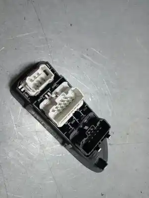 Peça sobressalente para automóvel em segunda mão botão / interruptor elevador vidro dianteiro esquerdo por renault laguna ii (bg0) authentique 101 cv / 74 kw referências oem iam   