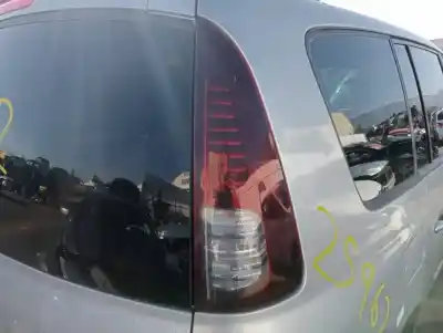 Автозапчастина б/у правий ліхтар для RENAULT ESPACE IV (JK0) Grand Espace Dynamique Посилання на OEM IAM   