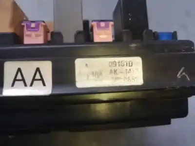 Piesă de schimb auto la mâna a doua Panou Siguranțe pentru CHEVROLET CAPTIVA 2.0 VCDI LS Referințe OEM IAM 09151D  
