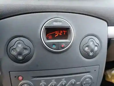 Gebrauchtes Autoersatzteil Steuerung Der Heizung / Klimaanlage zum RENAULT CLIO III Confort Expression OEM-IAM-Referenzen   