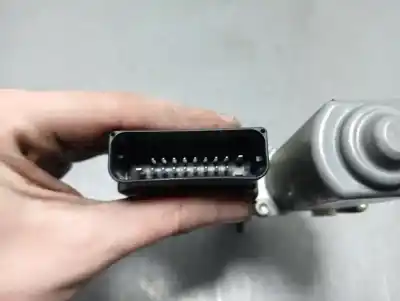 Second-hand car spare part rear right window motor for seat leon (1m1) sport oem iam references 9776105407301  