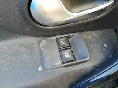 Peça sobressalente para automóvel em segunda mão Botão / Interruptor Elevador Vidro Dianteiro Esquerdo por DACIA SANDERO 0.9 TCE CAT Referências OEM IAM   