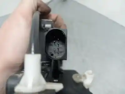 Peça sobressalente para automóvel em segunda mão fechadura da porta dianteira esquerda por bmw serie 3 berlina (e46) 320i referências oem iam   