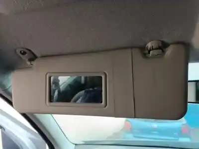 Peça sobressalente para automóvel em segunda mão pára-sol esquerdo por dacia sandero laureate referências oem iam   