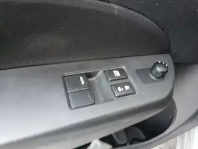 Second-hand car spare part left front power window switch for suzuki swift azg (nz) gl oem iam references   