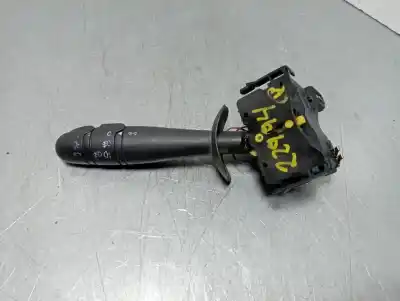 Peça sobressalente para automóvel em segunda mão Comutador De Piscas  por RENAULT LAGUNA II (BG0) Authentique 101 CV / 74 KW Referências OEM IAM   