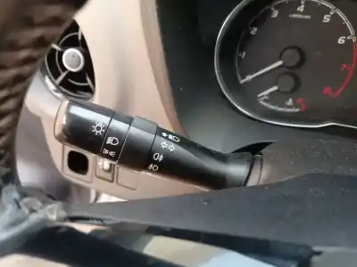 Peça sobressalente para automóvel em segunda mão  por TOYOTA YARIS  Referências OEM IAM 173832  