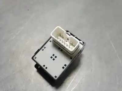 Second-hand car spare part Left Front Power Window Switch for HYUNDAI I10 Classic OEM IAM references   