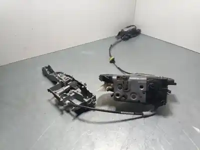 Peça sobressalente para automóvel em segunda mão fechadura da porta dianteira esquerda por peugeot 208 active referências oem iam   