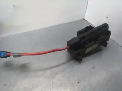 Peça sobressalente para automóvel em segunda mão caixa de fusíveis e relés por bmw serie 7 (e65/e66) 730d referências oem iam 18647000000  