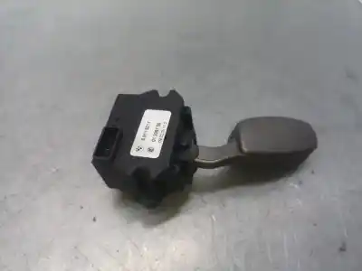 Peça sobressalente para automóvel em segunda mão comandos do volante por bmw serie 7 (e65/e66) 730d referências oem iam 6911521  