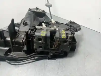 Peça sobressalente para automóvel em segunda mão fechadura da porta dianteira esquerda por ford focus berlina (cap) ghia referências oem iam   