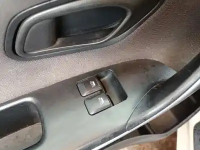 Автозапчасти б/у выключатель левого переднего окна за kia cee'd (jd) 1.6 crdi 110 ссылки oem iam   