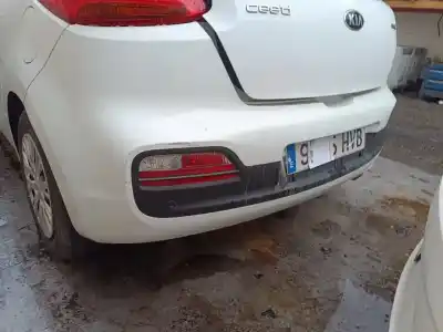 Second-hand car spare part rear bumper for kia cee'd (jd) 1.6 crdi 110 oem iam references 