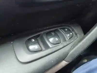 Peça sobressalente para automóvel em segunda mão botão / interruptor elevador vidro dianteiro esquerdo por renault kadjar limited 4x4 referências oem iam   